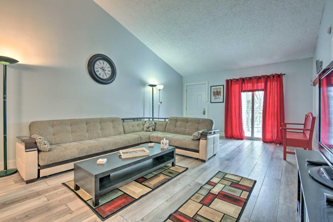 Mount Pocono Condo With Balcony, Near Mt Airy Casino Екстер'єр фото